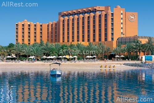 Sheraton Abu Dhabi Hotel & Resort 